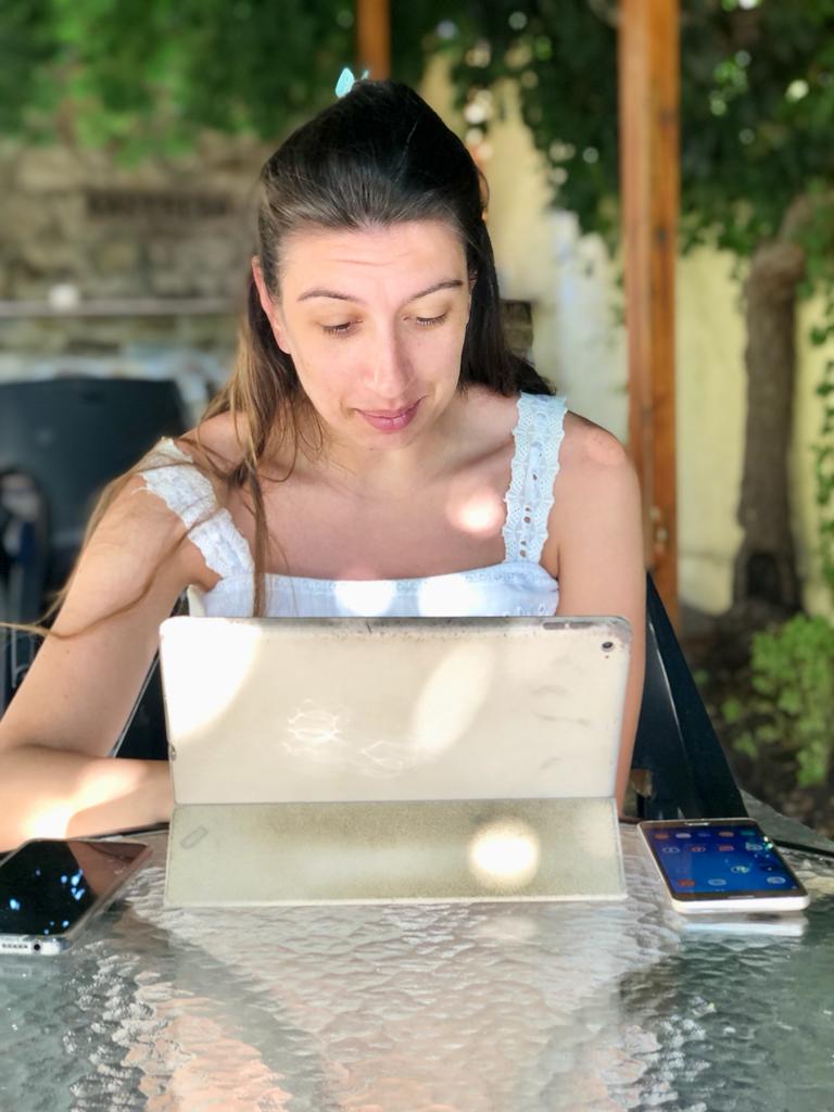 Erika, come travel designer e titolare di Accademia dei Viaggi, sono sempre pronta ad assistere i miei clienti viaggiatori.